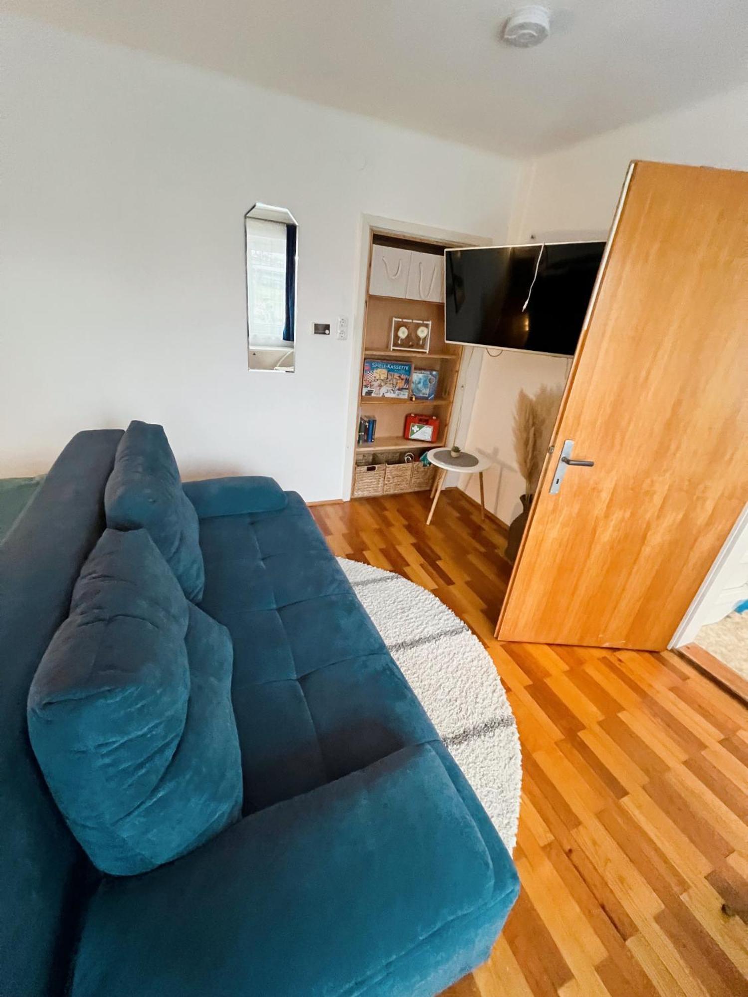 Gemuetlicher Raum, Gampern Camera foto